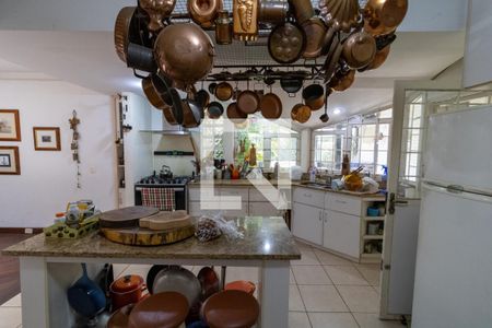 Casa à venda com 430m², 3 quartos e 4 vagas Casa à venda com 430m², 3 quartos e 4 vagasCozinha