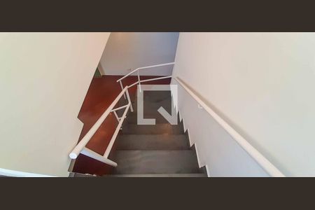 Apartamento à venda com 186m², 3 quartos e 3 vagasEscada