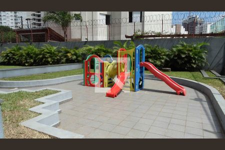 Apartamento à venda com 186m², 3 quartos e 3 vagasÁrea comum - Playground
