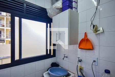 Apartamento à venda com 72m², 3 quartos e 2 vagas Apartamento à venda com 72m², 3 quartos e 2 vagasÁrea de Serviço