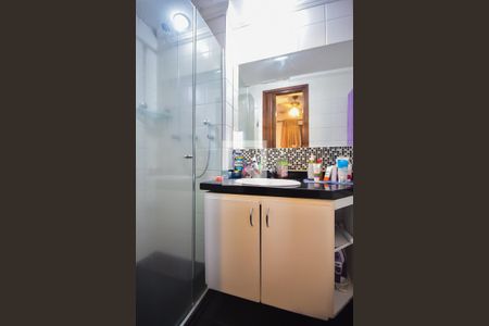 Apartamento à venda com 72m², 3 quartos e 2 vagas Apartamento à venda com 72m², 3 quartos e 2 vagasBanheiro Suíte