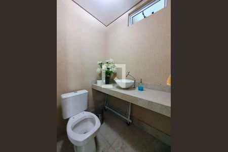 Apartamento à venda com 223m², 4 quartos e 3 vagasLavabo