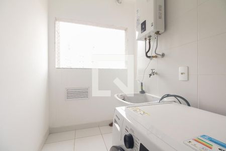 Apartamento à venda com 70m², 2 quartos e 1 vaga Apartamento à venda com 70m², 2 quartos e 1 vagaÁrea de Serviço