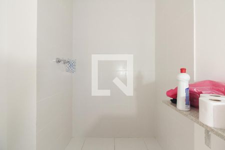 Apartamento à venda com 70m², 2 quartos e 1 vaga Apartamento à venda com 70m², 2 quartos e 1 vagaBanheiro Suíte