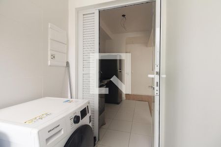 Apartamento à venda com 70m², 2 quartos e 1 vaga Apartamento à venda com 70m², 2 quartos e 1 vagaÁrea de Serviço