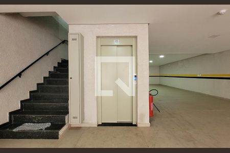 Apartamento à venda com 61m², 2 quartos e 1 vagaElevador