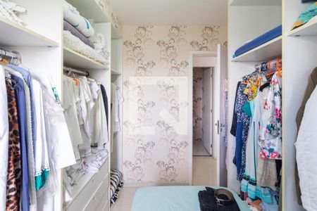 Quarto de apartamento para alugar com 2 quartos, 59m² em Rochdale, Osasco