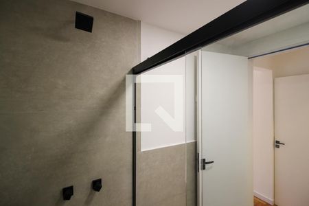 Apartamento à venda com 121m², 2 quartos e sem vaga Apartamento à venda com 121m², 2 quartos e sem vagaBanheiro da Suíte