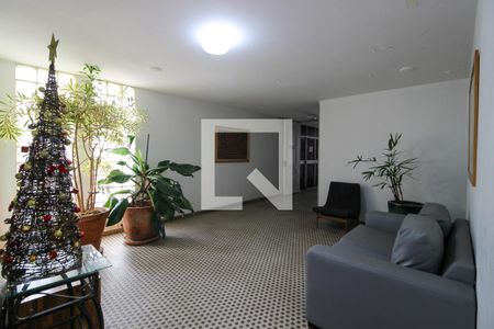 Apartamento à venda com 121m², 2 quartos e sem vaga Apartamento à venda com 121m², 2 quartos e sem vagaÁrea comum - Hall Social