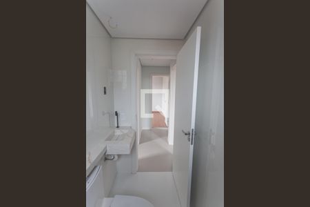 Apartamento à venda com 86m², 3 quartos e 2 vagas Apartamento à venda com 86m², 3 quartos e 2 vagasBanheiro Social