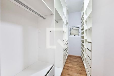 Suíte de casa para alugar com 4 quartos, 270m² em Residencial Uniao, São José dos Campos