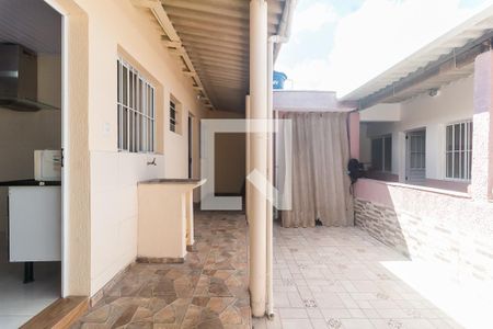 Casa para alugar com 45m², 1 quarto e sem vaga Casa para alugar com 45m², 1 quarto e sem vagaÁrea de Serviço/Quintal