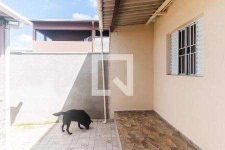 Casa para alugar com 45m², 1 quarto e sem vaga Casa para alugar com 45m², 1 quarto e sem vagaQuintal