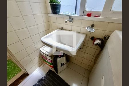 Apartamento à venda com 120m², 3 quartos e sem vagaÁrea serviço 