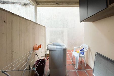 Casa à venda com 300m², 4 quartos e 2 vagas Casa à venda com 300m², 4 quartos e 2 vagasÁrea - Churrasqueira