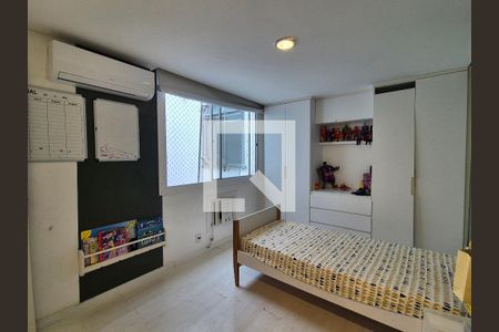 Apartamento à venda com 209m², 3 quartos e 3 vagasQuarto
