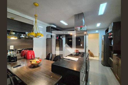 Apartamento à venda com 209m², 3 quartos e 3 vagasCozinha