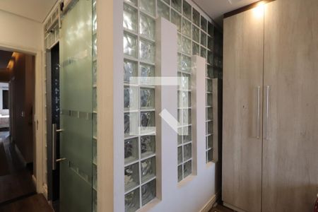 Casa à venda com 240m², 3 quartos e 2 vagas Casa à venda com 240m², 3 quartos e 2 vagasQuarto 1 - Suíte