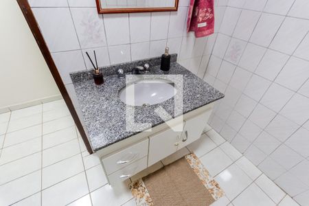 Casa à venda com 260m², 3 quartos e 2 vagasLavabo