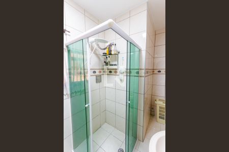 Casa à venda com 260m², 3 quartos e 2 vagasBanheiro