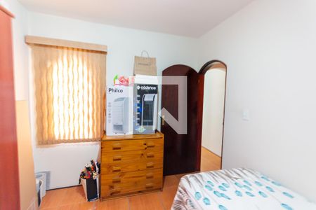 Casa à venda com 260m², 3 quartos e 2 vagasQuarto 2