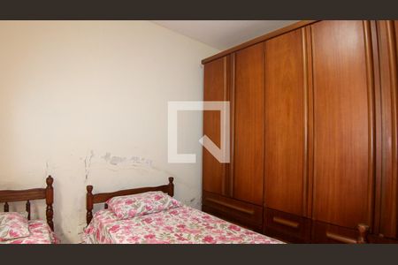 Casa à venda com 250m², 4 quartos e 1 vaga Casa à venda com 250m², 4 quartos e 1 vagaQuarto