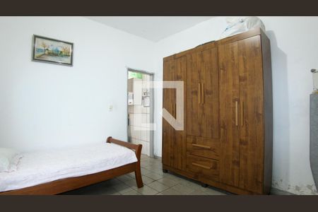 Casa à venda com 250m², 4 quartos e 1 vaga Casa à venda com 250m², 4 quartos e 1 vagaQuarto