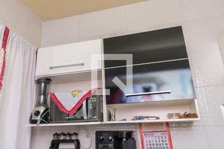 Apartamento à venda com 64m², 2 quartos e sem vaga Apartamento à venda com 64m², 2 quartos e sem vagaCozinha - Armários