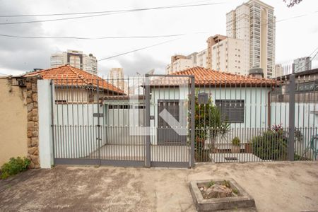 Casa à venda com 200m², 4 quartos e 2 vagas Casa à venda com 200m², 4 quartos e 2 vagasFACHADA