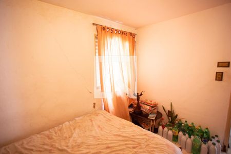 Casa à venda com 200m², 4 quartos e 2 vagas Casa à venda com 200m², 4 quartos e 2 vagasCASA DOS FUNDOS