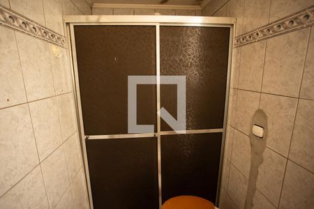 Casa à venda com 200m², 4 quartos e 2 vagas Casa à venda com 200m², 4 quartos e 2 vagasCASA DOS FUNDOS