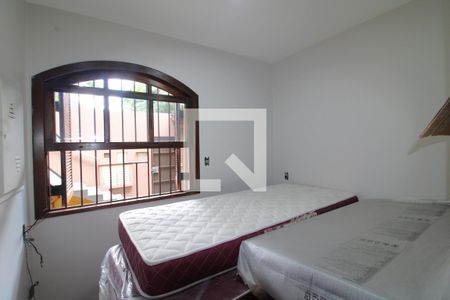 Casa à venda com 396m², 9 quartos e 4 vagasQuarto 2