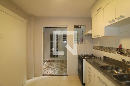 Casa à venda com 396m², 9 quartos e 4 vagasCozinha 1