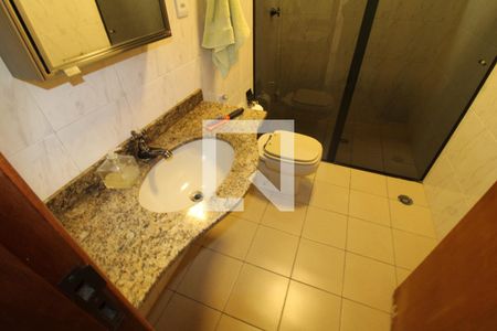 Casa à venda com 396m², 9 quartos e 4 vagasBanheiro 4