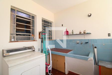 Casa à venda com 396m², 9 quartos e 4 vagasÁrea de Serviço 2