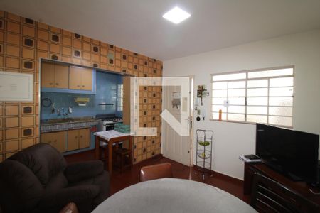 Casa à venda com 396m², 9 quartos e 4 vagasCasa 2