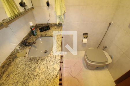 Casa à venda com 396m², 9 quartos e 4 vagasBanheiro 3