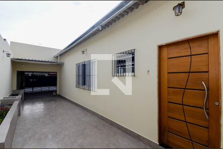 Casa à venda com 200m², 2 quartos e 5 vagasQuintal