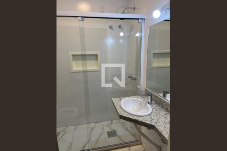 Casa à venda com 140m², 3 quartos e 4 vagas Casa à venda com 140m², 3 quartos e 4 vagasBanheiro