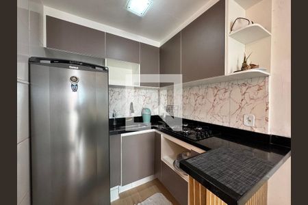 Apartamento à venda com 55m², 2 quartos e sem vaga Apartamento à venda com 55m², 2 quartos e sem vagaCozinha e Área de Serviço