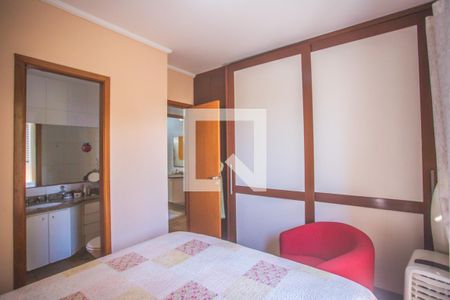 Apartamento à venda com 90m², 4 quartos e 2 vagas Apartamento à venda com 90m², 4 quartos e 2 vagasSuíte