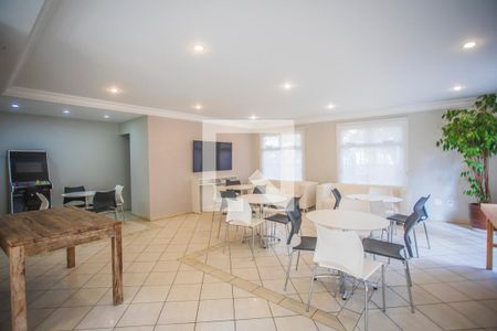 Apartamento à venda com 90m², 4 quartos e 2 vagas Apartamento à venda com 90m², 4 quartos e 2 vagasÁrea comum - Salão de festas