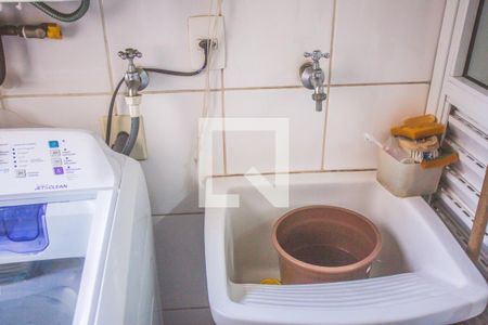 Apartamento à venda com 90m², 4 quartos e 2 vagas Apartamento à venda com 90m², 4 quartos e 2 vagasÁrea de Serviço