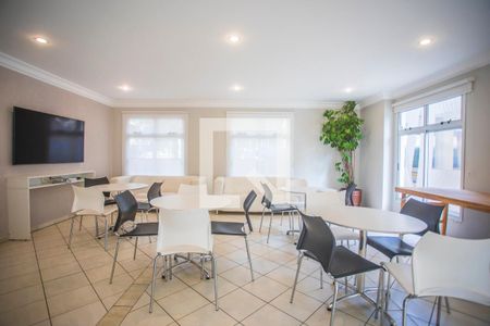 Apartamento à venda com 90m², 4 quartos e 2 vagas Apartamento à venda com 90m², 4 quartos e 2 vagasÁrea comum - Salão de festas