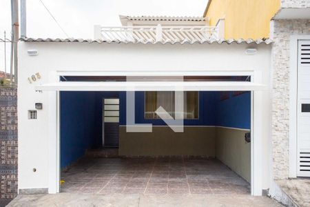 Casa à venda com 141m², 2 quartos e 2 vagasFachada