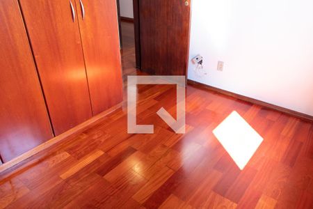 Apartamento à venda com 111m², 3 quartos e 2 vagasQUARTO 2