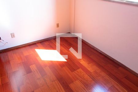Apartamento à venda com 111m², 3 quartos e 2 vagasQUARTO 2