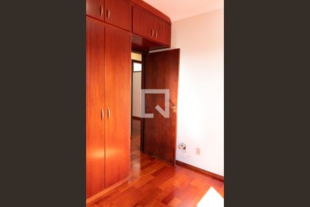 Apartamento à venda com 111m², 3 quartos e 2 vagasQUARTO 2