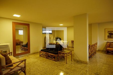 Apartamento à venda com 120m², 3 quartos e 2 vagas Apartamento à venda com 120m², 3 quartos e 2 vagasHall de Entrada