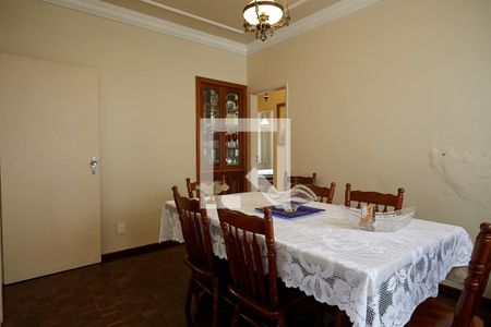 Apartamento à venda com 120m², 3 quartos e 2 vagas Apartamento à venda com 120m², 3 quartos e 2 vagasSala de Jantar